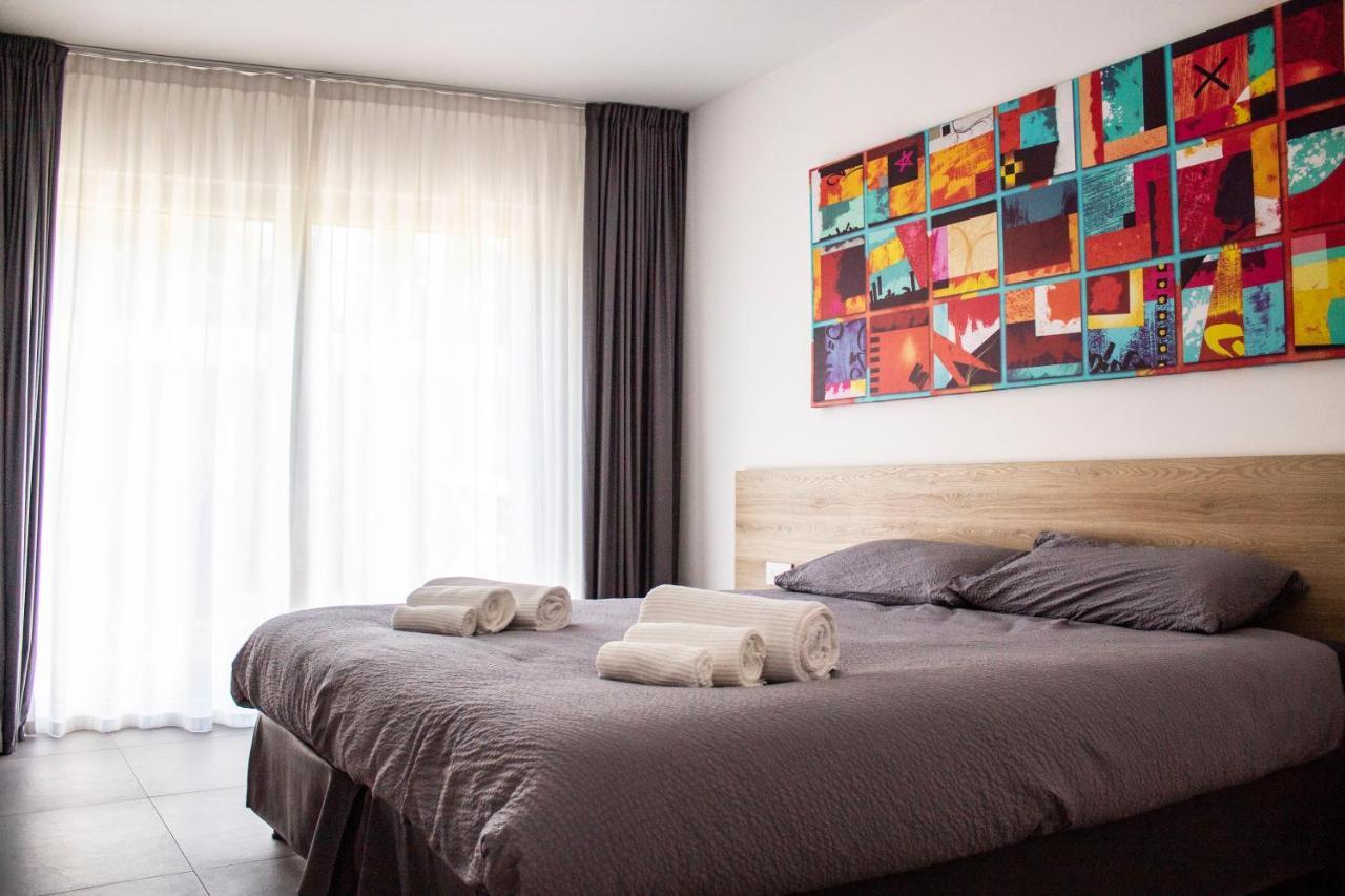 Residence Zangirolami - Luxury Garden And Balcony Apartments Riva del Garda Esterno foto