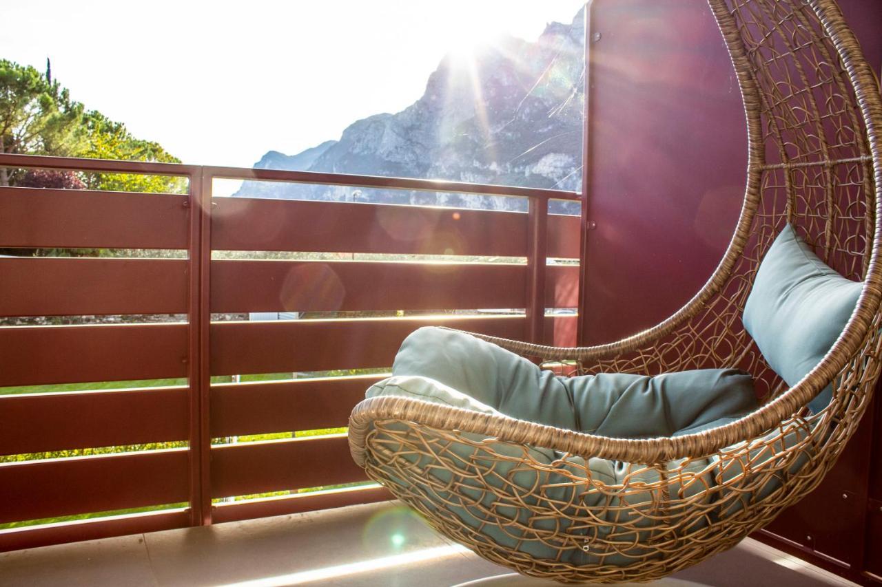 Residence Zangirolami - Luxury Garden And Balcony Apartments Riva del Garda Esterno foto