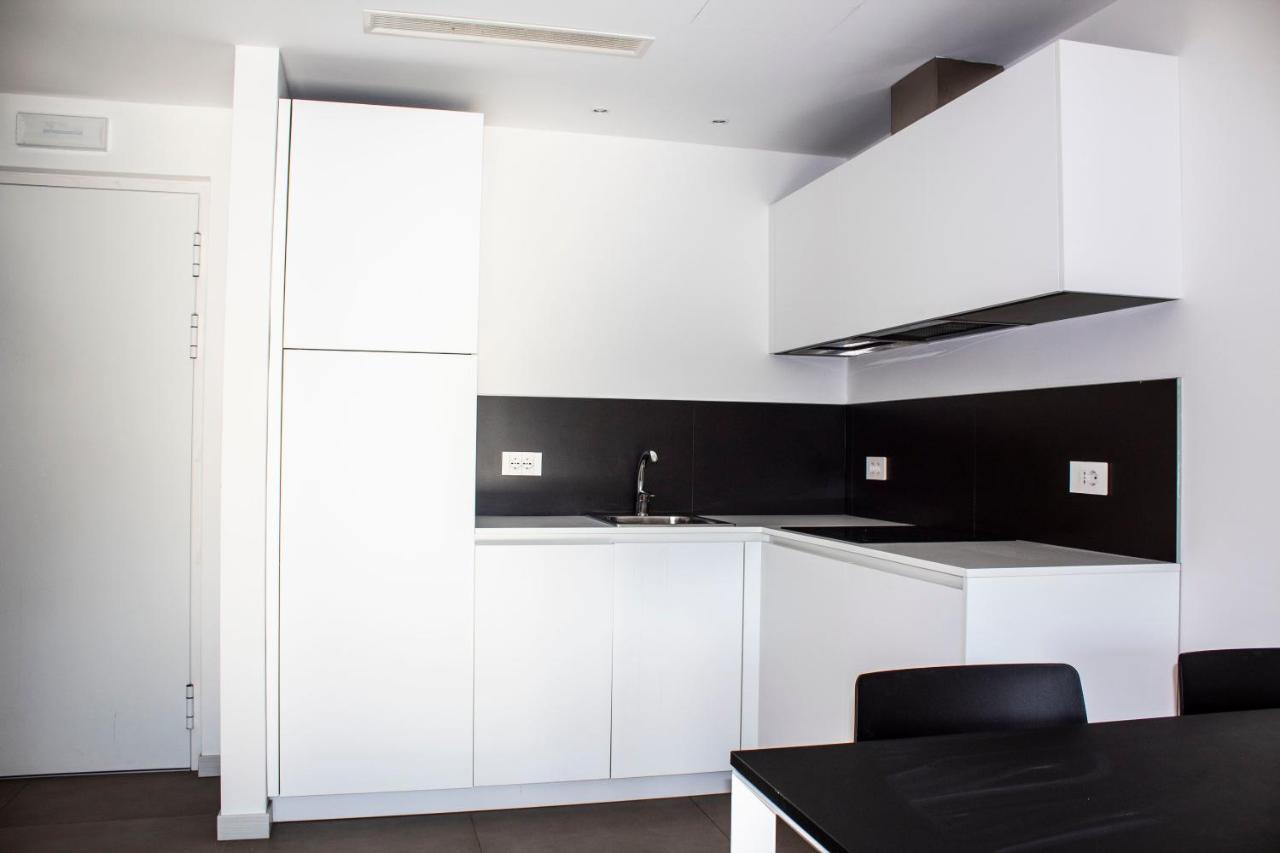 Residence Zangirolami - Luxury Garden And Balcony Apartments Riva del Garda Esterno foto