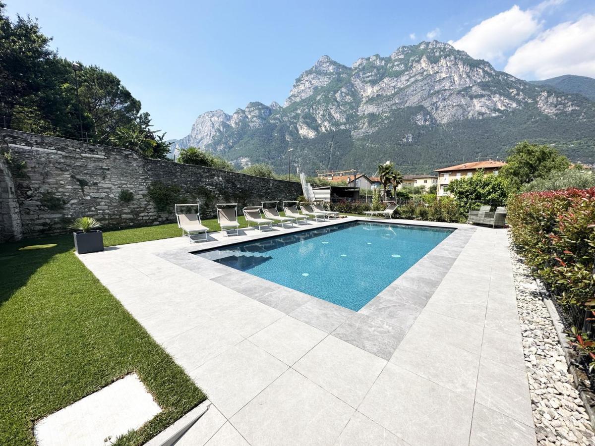 Residence Zangirolami - Luxury Garden And Balcony Apartments Riva del Garda Esterno foto